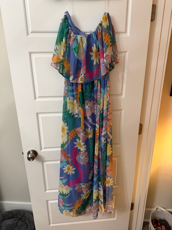 entro Dresses & Skirts - entro Lavender Multi-Color Floral Maxi Dress